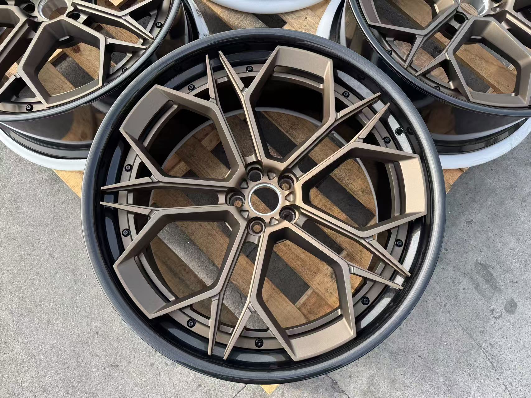 Ronnie Forged High Quality Deep Lip Forged Car Wheels Rims 20,21 Inch Forged Custom Car Wheels （2400）