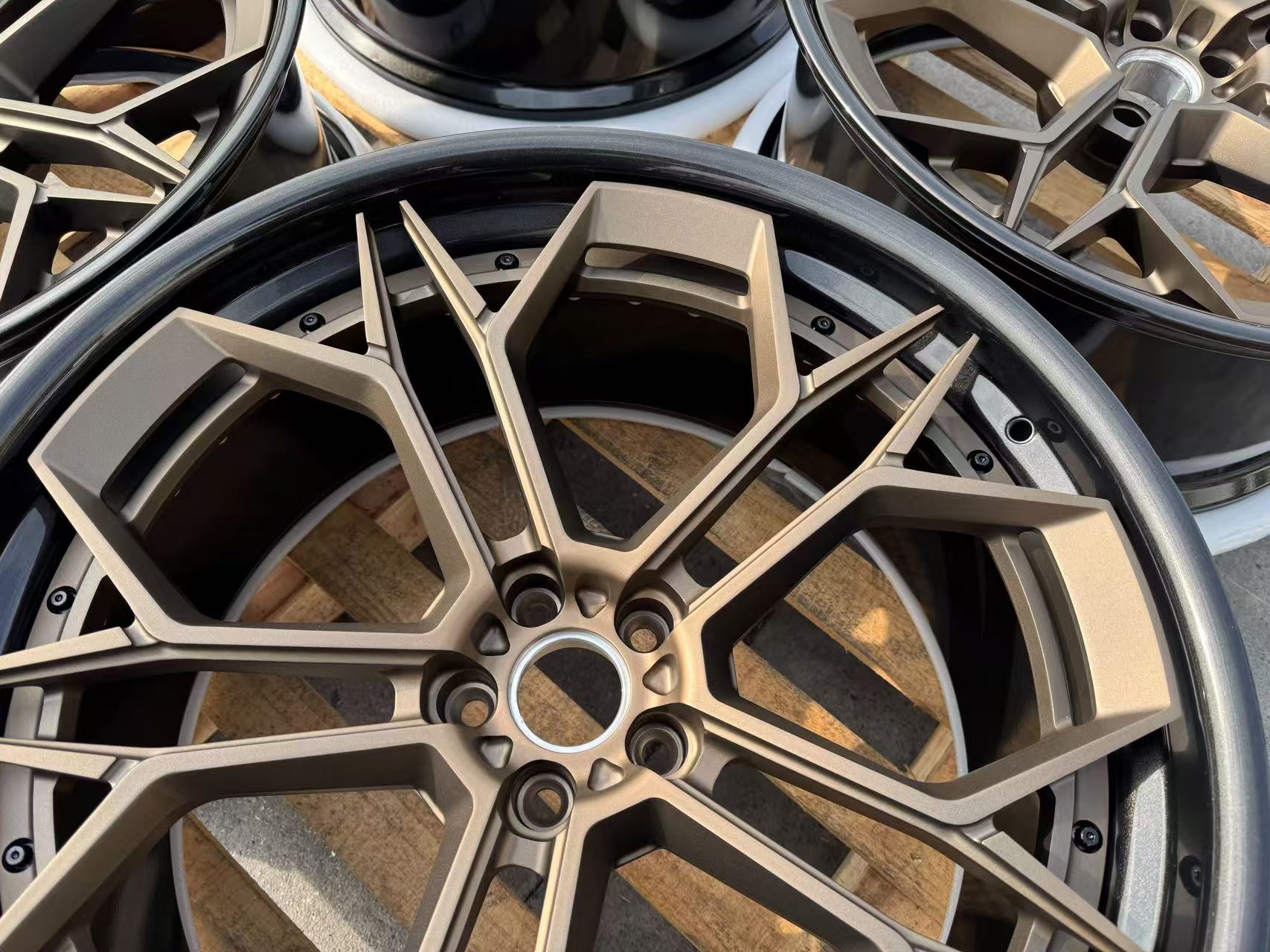 Ronnie Forged High Quality Deep Lip Forged Car Wheels Rims 20,21 Inch Forged Custom Car Wheels （2400）