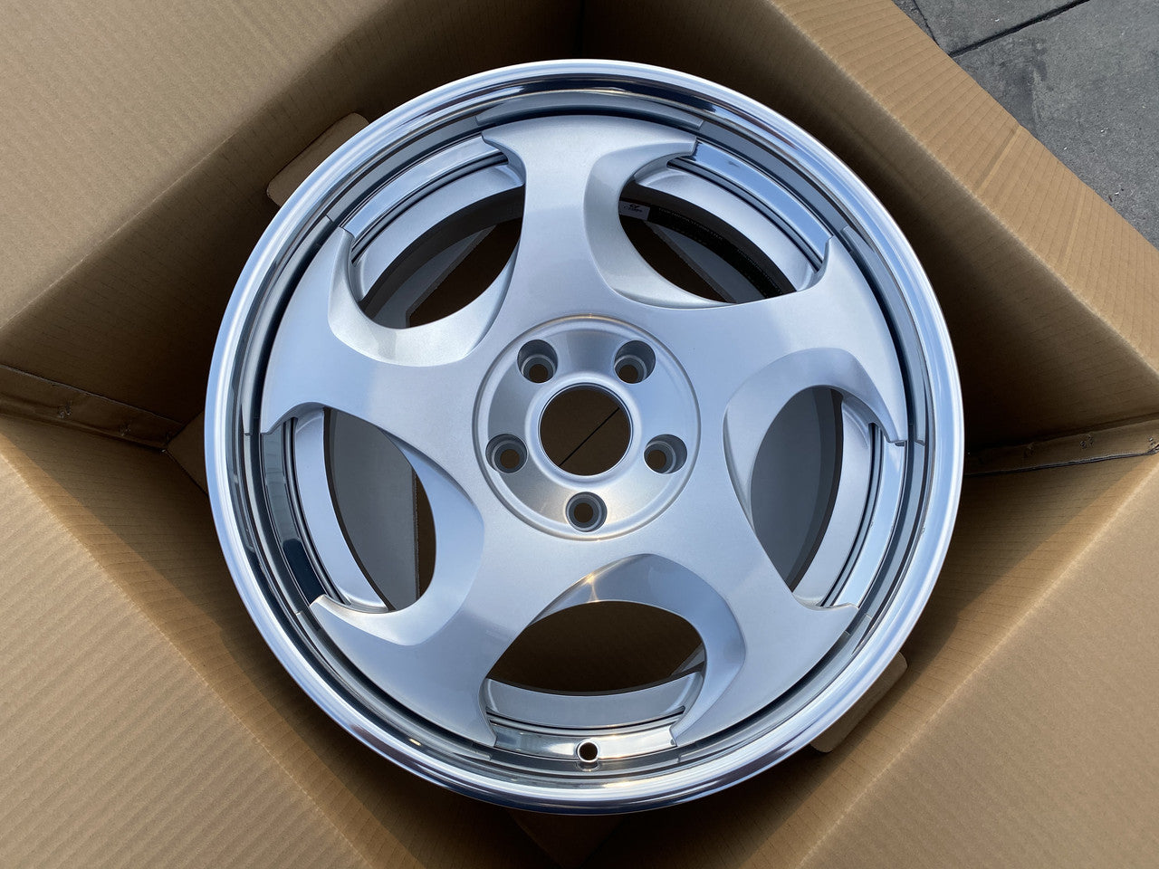 Ronnie Forged High Quality Deep Lip Forged Car Wheels Rims 18 19 20 21 22 Inch 2 Piece Forged Custom Car Wheels - 2P56 image 1